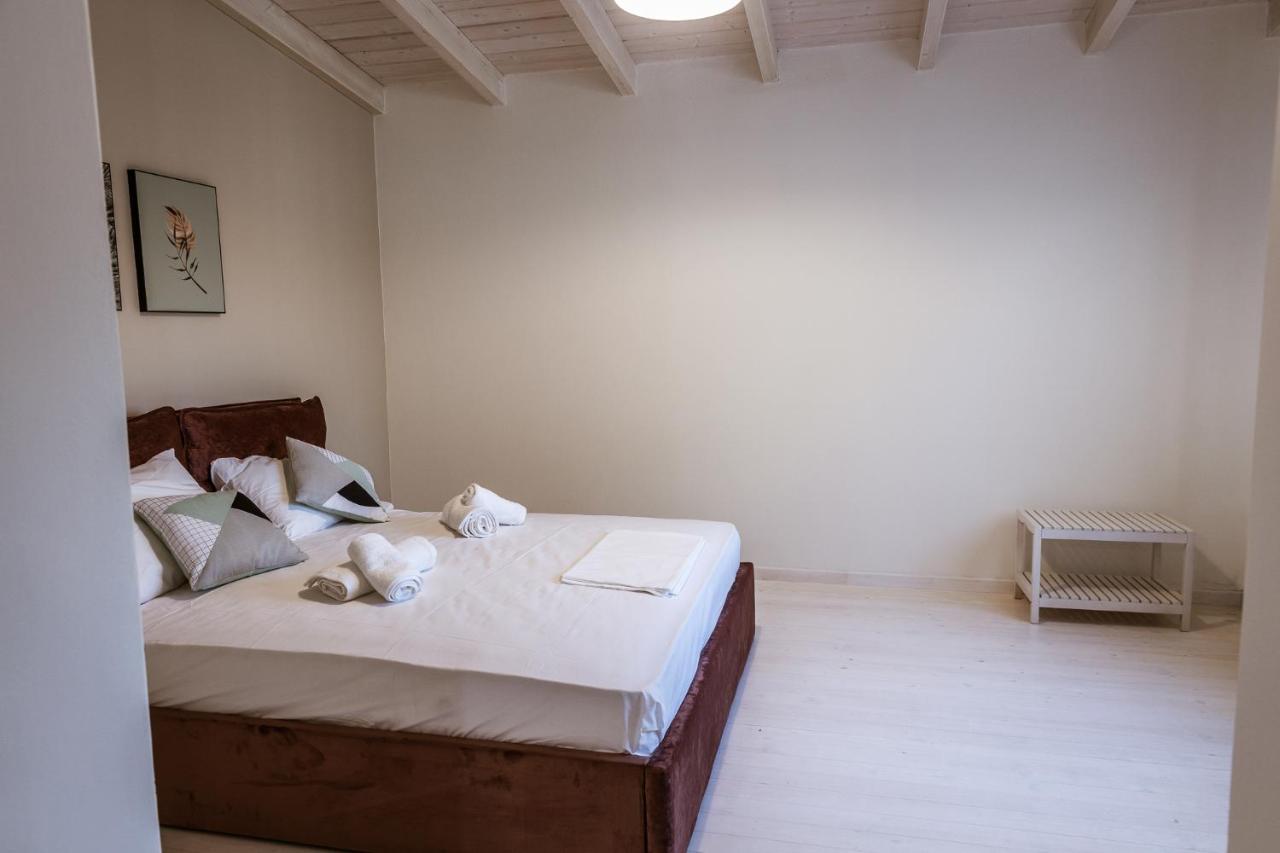 Pórto Ráfti Cactus Maisonette Near Airportヴィラ エクステリア 写真